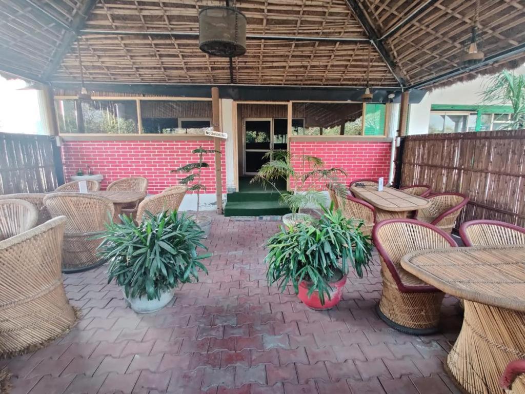 Premium Boston Rooms Family Hotel Agra (Uttar Pradesh) Exterior photo